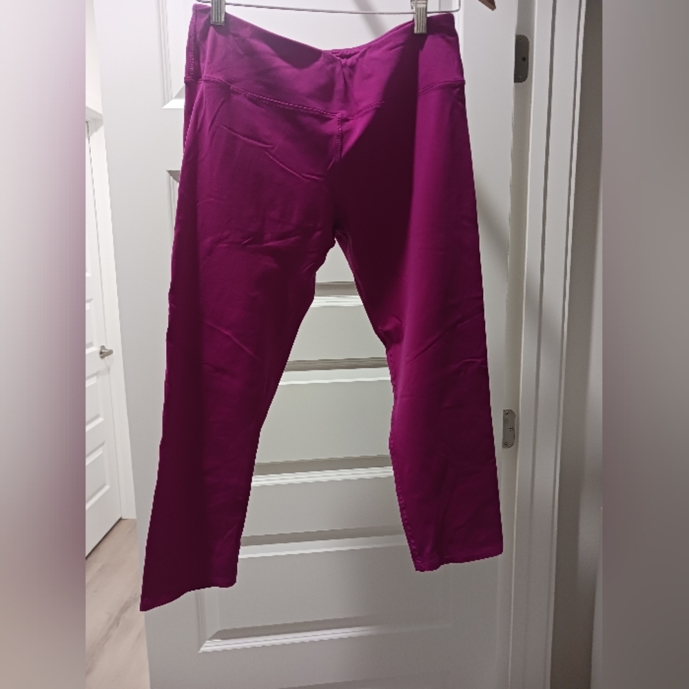 Hard Tail Performance Leggings Capri
